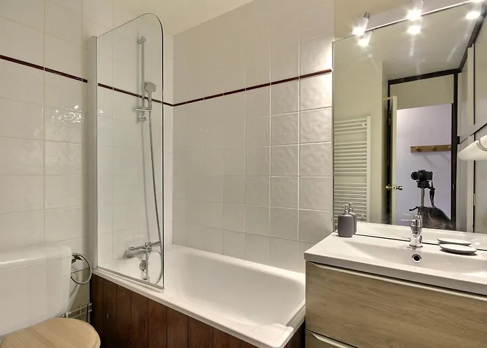 3 Pers., Vue Pistes, Au Pied Des Pistes, Balcon - Fr-1-455-98 Apartment La Plagne